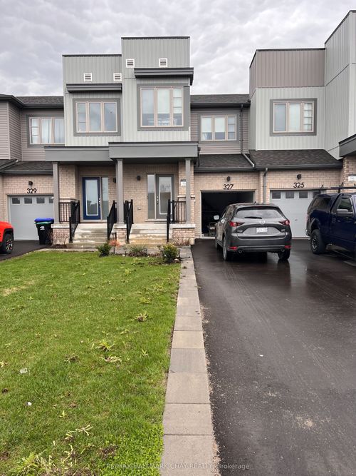 {{alt}} | Card Image