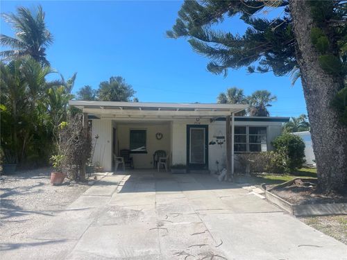 2714 Avenue C, HOLMES BEACH, FL, 34217-2120 | Card Image