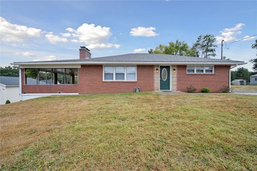 140 Melzena St, Springdale, PA, 15144-1024 | Card Image