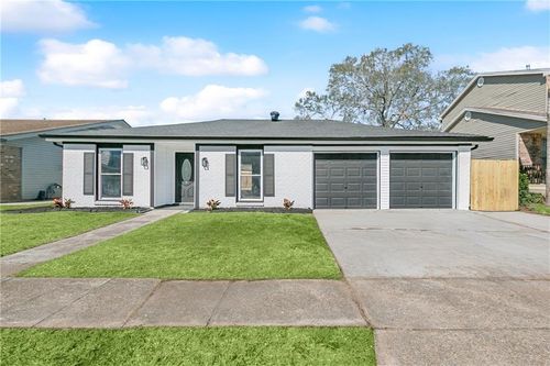 3804 Chriswood Ln, Harvey, LA, 70058-2007 | Card Image
