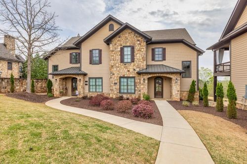 201-19 Cottage Ln, Toccoa, GA, 30577-2541 | Card Image