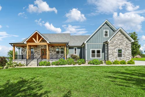 153 Cascade Dr, Winchester, TN, 37398-4726 | Card Image