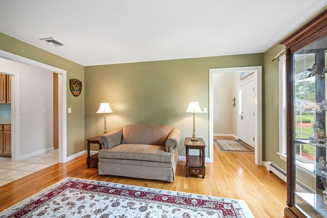 21 Highland Cir, House other with 3 bedrooms, 3 bathrooms and 6 parking in Halifax MA | Image 17