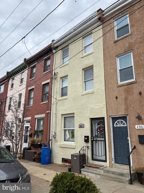 2061 E Hagert St, PHILADELPHIA, PA, 19125-1631 | Card Image