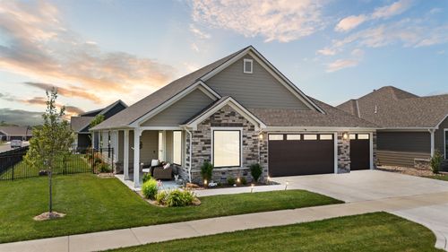 137 S Legacy Way, Andover, KS, 67002-8976 | Card Image