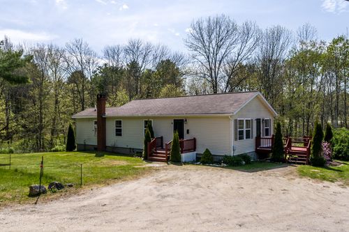 10 Radley Rd, Freeport, ME, 04032-6654 | Card Image