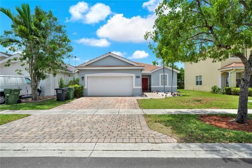 3472 Ne 2nd St, Homestead, FL, 33033-8009 | Card Image