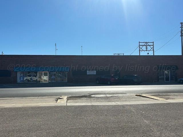 Commercial Sale in Pampa