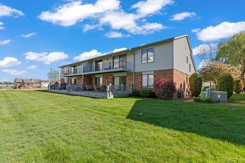 apt-3-9200 River Rd, Clay, MI, 48001-4018 | Card Image