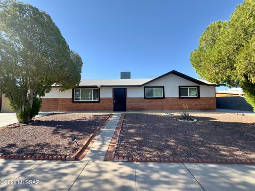 7312 E 20th St, Tucson, AZ, 85710-5010 | Card Image