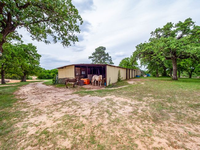 182 Little Ranch Rd, House other with 4 bedrooms, 3 bathrooms and 10 parking in Red Rock TX | Image 39