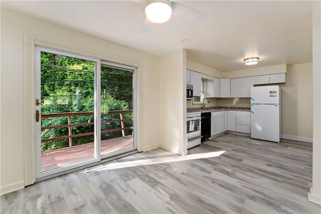 E - 2603 19th St, Condo with 3 bedrooms, 3 bathrooms and null parking in Patterson Twp PA | Image 6