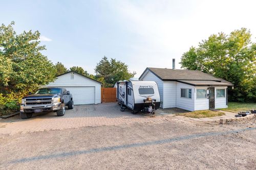 523 E Avenue H, Jerome, ID, 83338-3238 | Card Image