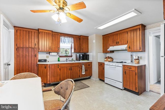 1080 Georgetown Rd, House other with 5 bedrooms, 3 bathrooms and null parking in PARADISE PA | Image 39