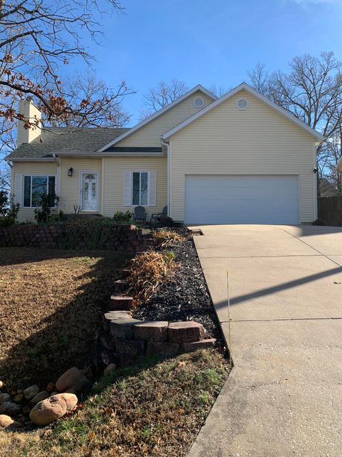 420 Amanda Rd, Ridgedale, MO, 65739-4263 | Card Image