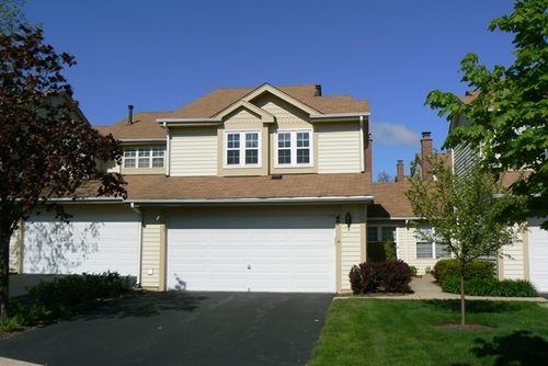 40 Sarahs Grove Ln, Schaumburg, IL, 60193-1665 | Card Image