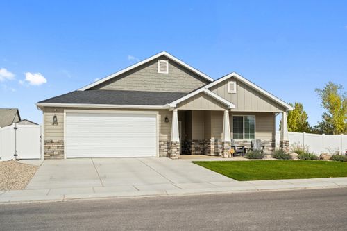 1946 W 4675 N, Cedar City, UT, 84721-7408 | Card Image