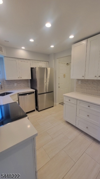 Residential Lease in Hillsborough Twp. 3