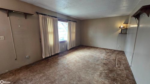 156 Sunset Dr, Thompson, IA, 50478-5018 | Card Image