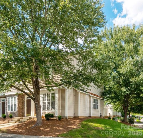 575 Goldstaff Ln, Charlotte, NC, 28273-5689 | Card Image