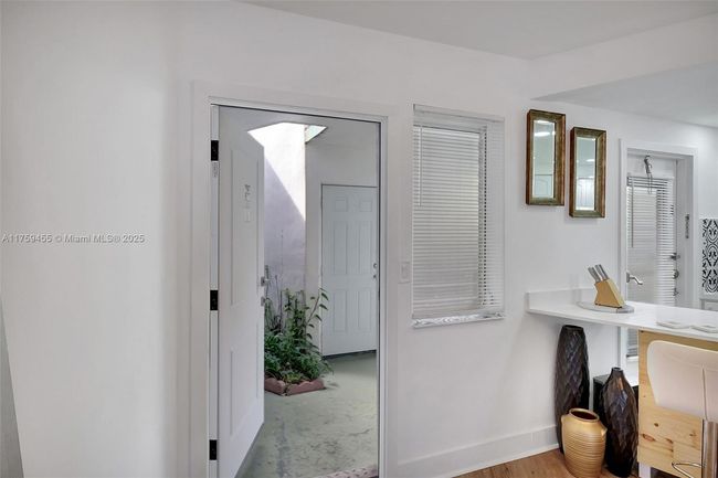 APT-142 - 18740 Ne 18 Th Ave, Condo with 1 bedrooms, 1 bathrooms and null parking in Miami FL | Image 21
