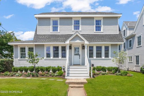 31 Wesley St, Monmouth Beach, NJ, 07750-1040 | Card Image