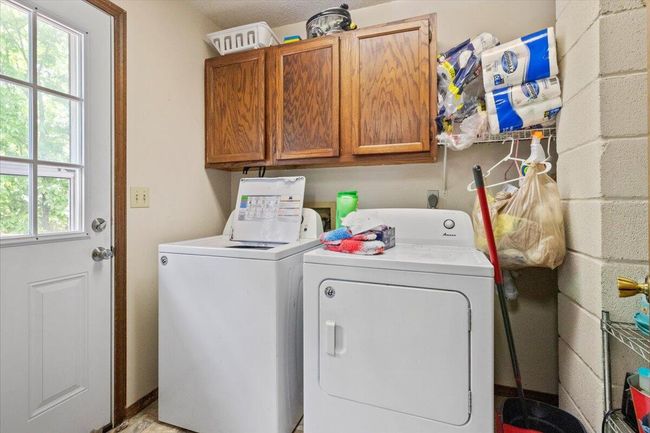 Laundry Area | Image 10