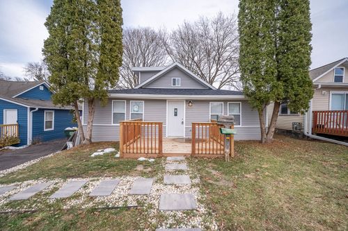 42425 N Park Ln W, ANTIOCH, IL, 60002-7920 | Card Image