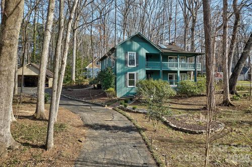 26 Fairway Rdg, Lake Wylie, SC, 29710-9209 | Card Image