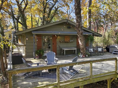 60 Crescent Dr, Eureka Springs, AR, 72632-3052 | Card Image