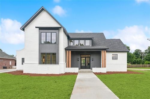 17252 English Saddle Ln, Hammond, LA, 70403-6704 | Card Image