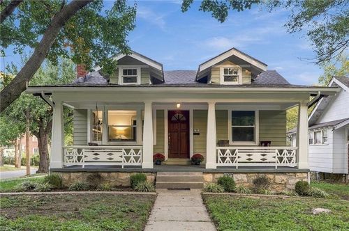 6101 Charlotte St, Kansas City, MO, 64110-3309 | Card Image