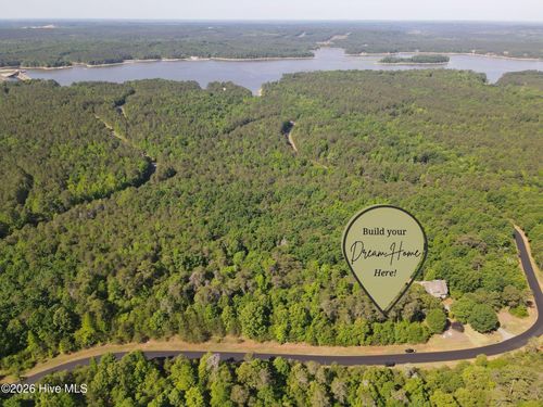 82-173 Lake View Pass, Rockingham, NC, 28379-8740 | Card Image
