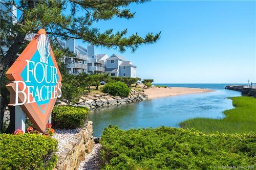 apt-160-2 Mansfield Grove Rd, East Haven, CT, 06512-4806 | Card Image