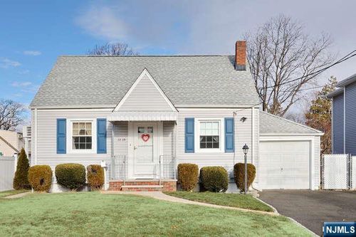 22-09 Arcadia Road, Fair Lawn, NJ, 07410 | Card Image