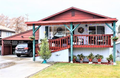 317 Central Ave, Eureka, MT, 59917-9473 | Card Image