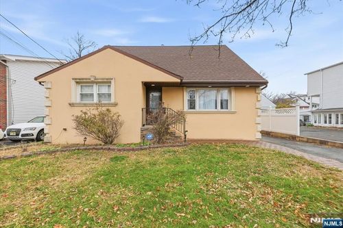 67 Norwood Ave, Lodi, NJ, 07644-2107 | Card Image