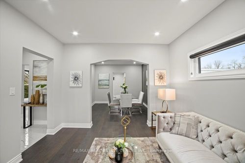 401 Fountain St S, Cambridge, ON, N3H1J2 | Card Image