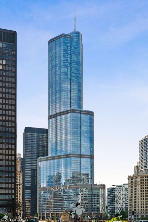 48a-401 N Wabash Ave, Chicago, IL, 60611-3790 | Card Image