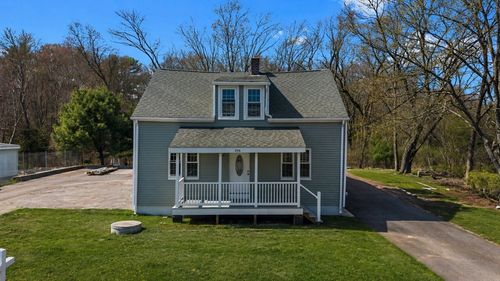 246 Winthrop St, Rehoboth, MA, 02769-1822 | Card Image
