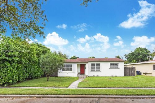 6457 Sw 10th St, West Miami, FL, 33144-4941 | Card Image