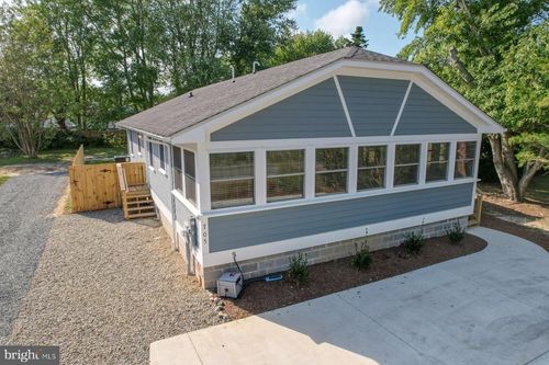 705 Country Club Rd, REHOBOTH BEACH, DE, 19971-1006 | Card Image