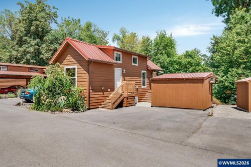 258-8372 Enchanted Way Se, Turner, OR, 97392-9674 | Card Image