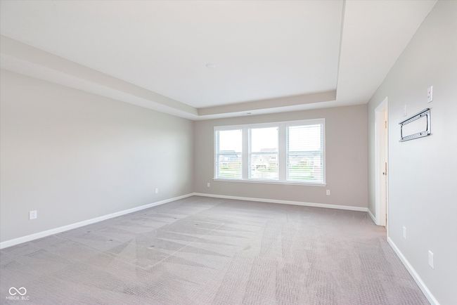 This is a nont virtually staged image of the Primary Bedroom. | Image 27