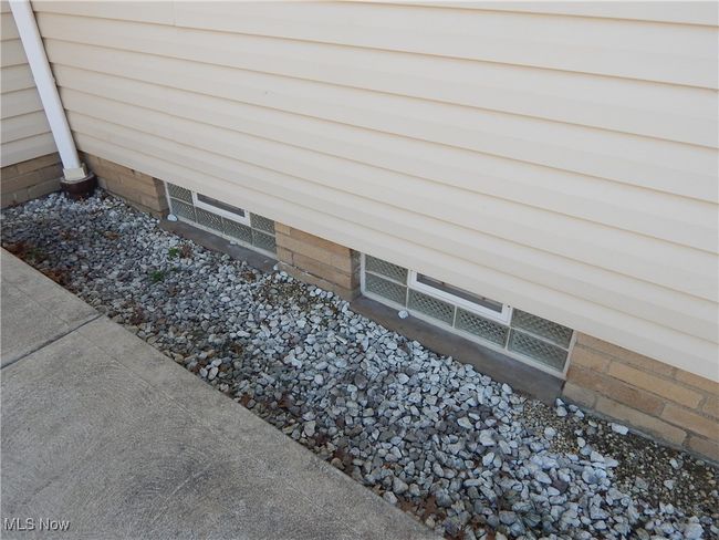 Glass Block Windows | Image 38
