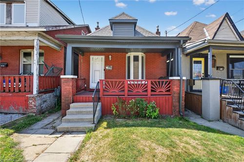 111 Hillyard St, Hamilton, ON, L8L6B5 | Card Image