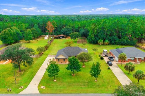 9915 Nichols Lake Rd, Milton, FL, 32583-9264 | Card Image