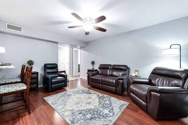 APT-807 - 7600 Emmett F Lowry Expy, Townhouse with 2 bedrooms, 2 bathrooms and null parking in Texas City TX | Image 5