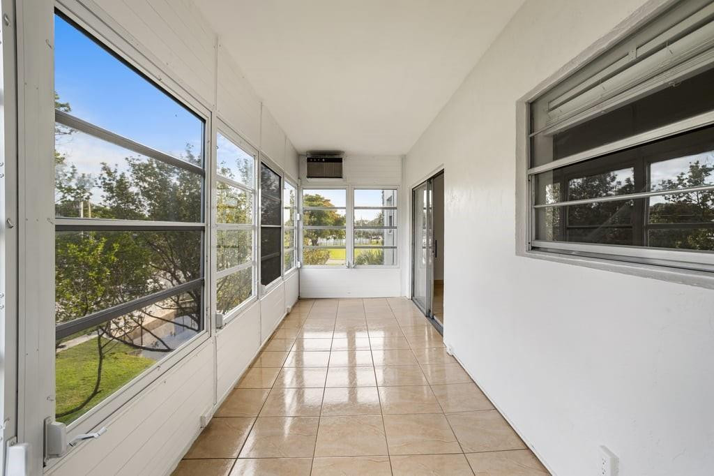 Residential in Lauderdale Lakes 3