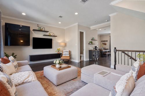 308 Adams St, Georgetown, TX, 78628-3611 | Card Image